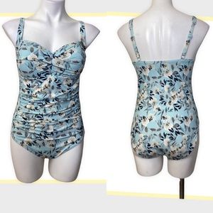 Swimsuit Niptuck one-piece